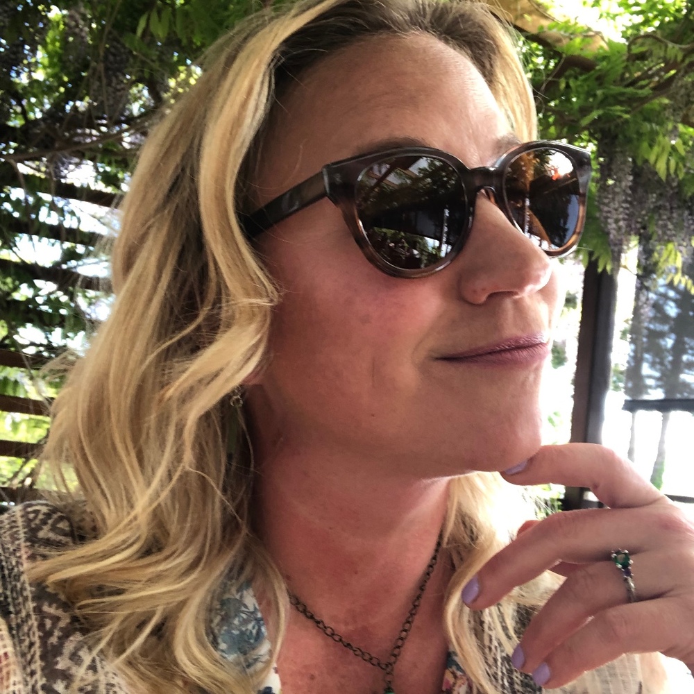 Meet your Posher, Kimberly